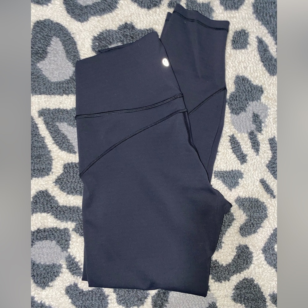 Authentic Lululemon 3/4 leggings size 8 dark grey